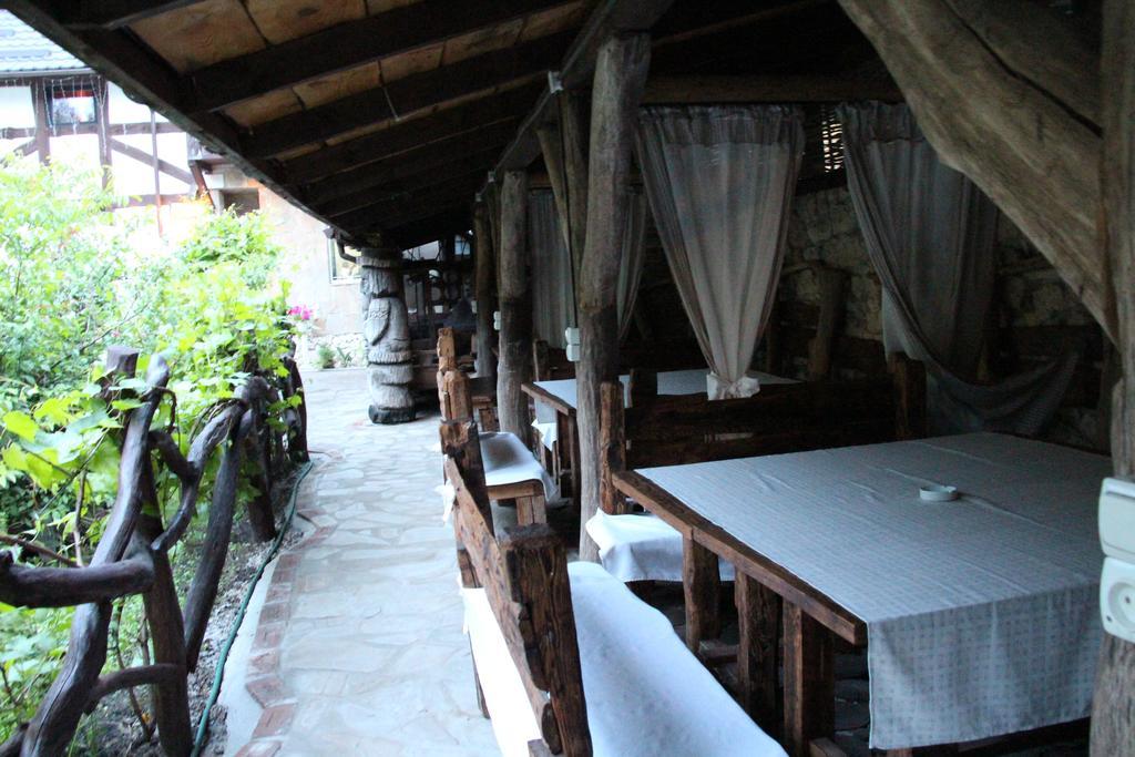 Eco Grill Hotel Restaurant Aquarius Lviv Exterior photo