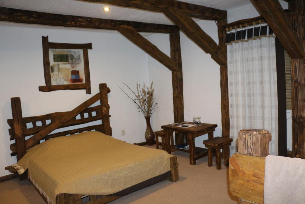 Eco Grill Hotel Restaurant Aquarius Lviv Room photo